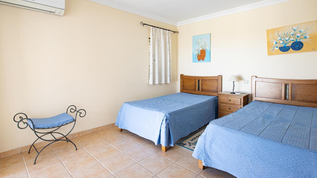 Villa Agapito - Sea View - Ac - By Bedzy Gale  Εξωτερικό φωτογραφία