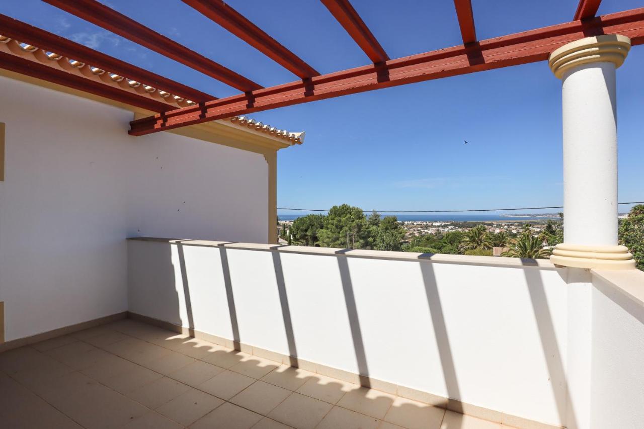 Villa Agapito - Sea View - Ac - By Bedzy Gale  Εξωτερικό φωτογραφία